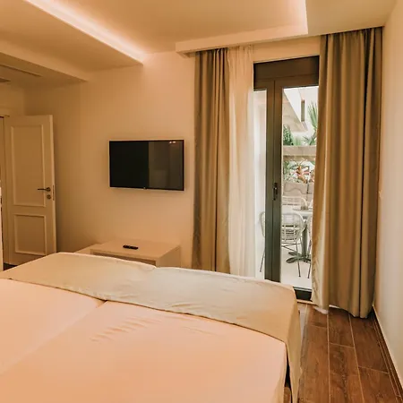 Apartments Merlin Dobra Voda Room photo